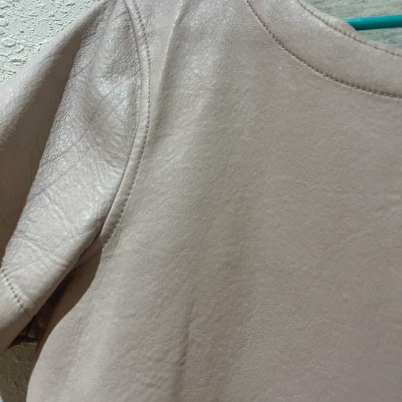 Leather top - Picture 3 of 4